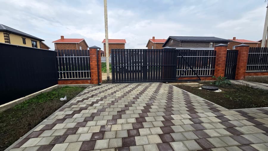 1-этажный жилой дом 104 кв.м. в станице Анапская